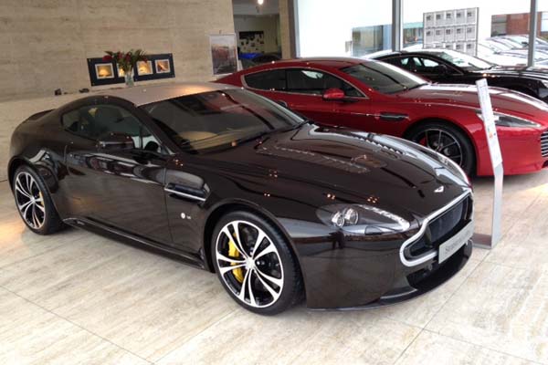 コヤナギワールドワイド 英国車の個人輸入 コヤナギワールドワイド 英国車の個人輸入